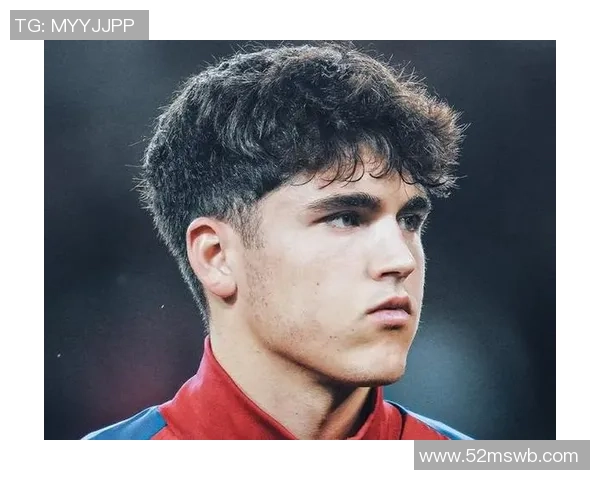 巴西足球明星老后卫的传奇人生与辉煌岁月回顾