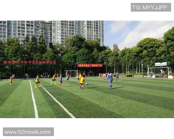 深度对话杨伟分享足球人生背后的故事与成长历程